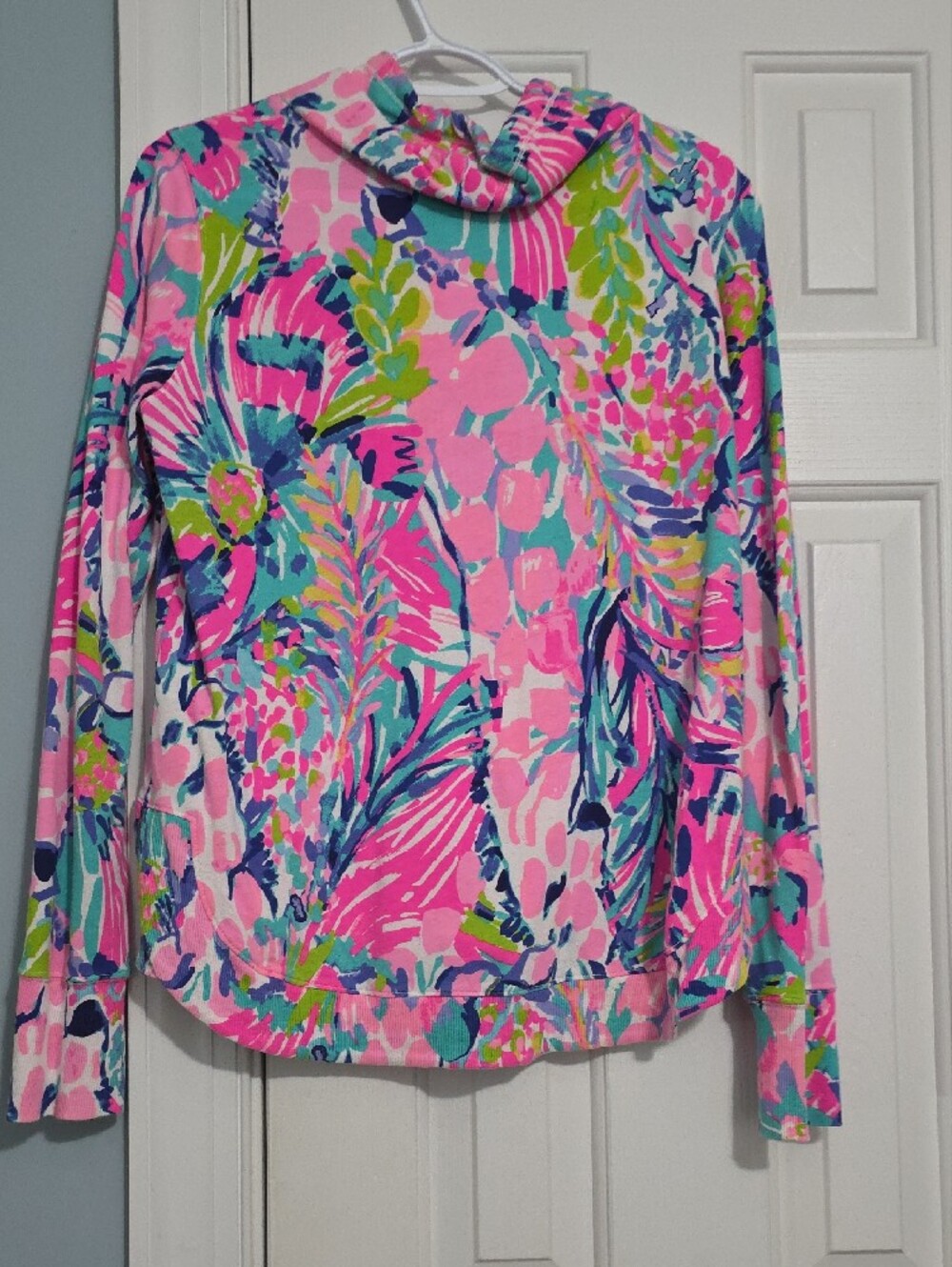 Lilly Pulitzer HTF Gumbo Limbo Hooded Pullover. - Picture 6 of 6